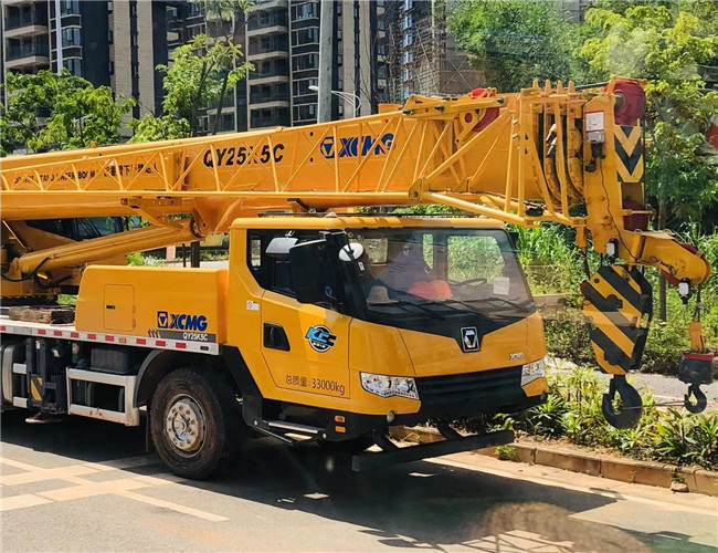 新余市大件设备吊装租赁吊车